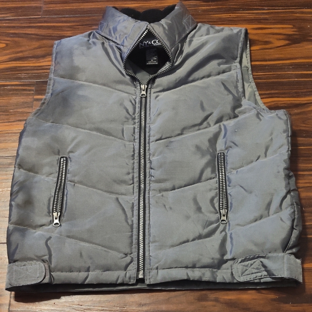 New York & Company Gray Quilted Vest with Stand-Up Collar